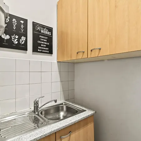 Close To Augarten, 5 Min Walk To U4 Friedensbruecke Vienna