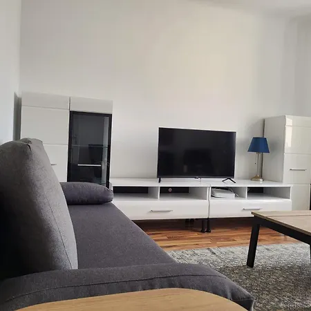 Apartment - 2 Bdrm Vienna