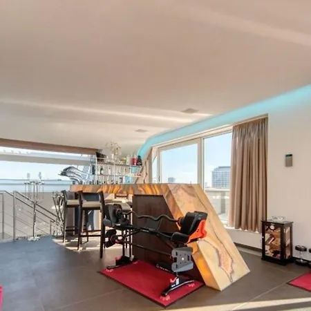 Luxury Penthouse Top In City Center Apartmán