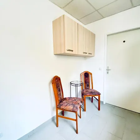 Elegant 3-bedroom Retreat Convenient Access