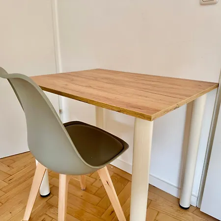 Apartmán Prime Cosy With Free Parking Vídeň