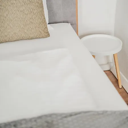 70 M2 Westbahnhof Apartmán *