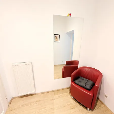 Cozy Next To Lugner Homestay Vienna