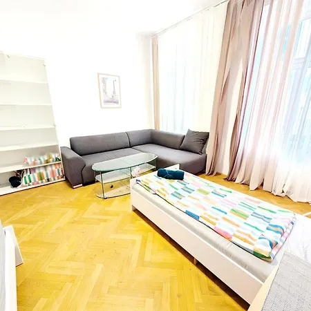 Cozy Next To Lugner Vienna