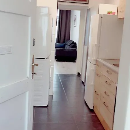 Apartamento Cozy In Lugner Area
