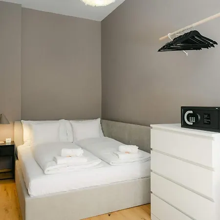 Neat 2br Perfect For 4 Free Parking