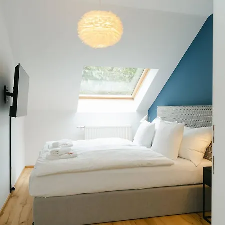 Modern 3br Perfect For 4-6 Metro Close To Naschmarkt Apartment Vienna