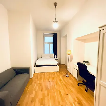 Charming Fully Furnished In Apartmán Vídeň