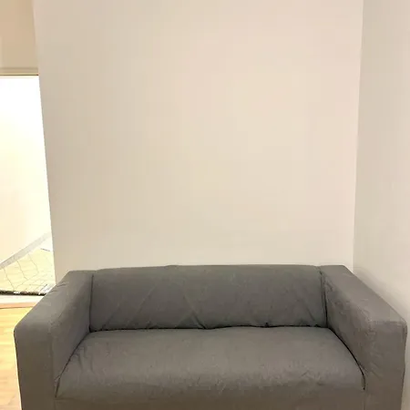 Charming Fully Furnished In Apartmán Vídeň