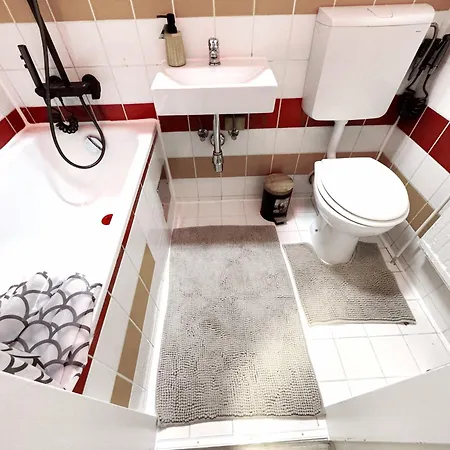 Lovely - 15 Min From Airport & Center, 5 Min From Main-bus Station Ez10b Apartment Vienna