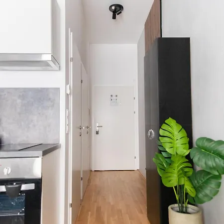 Fast Wifi - 3 Min Walk To Metro - On-site Parking For 19,90 Eur Appartement *