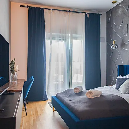 Fast Wifi - 3 Min Walk To Metro - On-site Parking For 19,90 Eur *