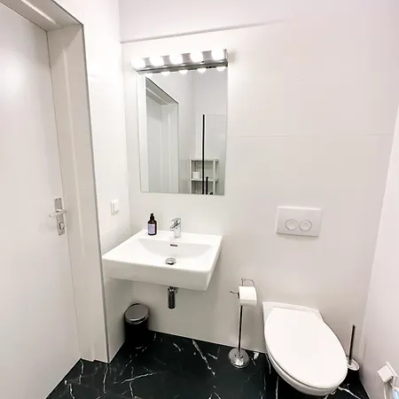 Meidling Living Spaces * Vídeň