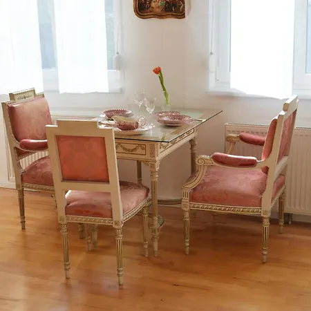 Living Like Sisi Apartmán