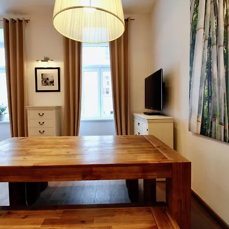 Bright & Chic Downtown Hideaway Apartmán