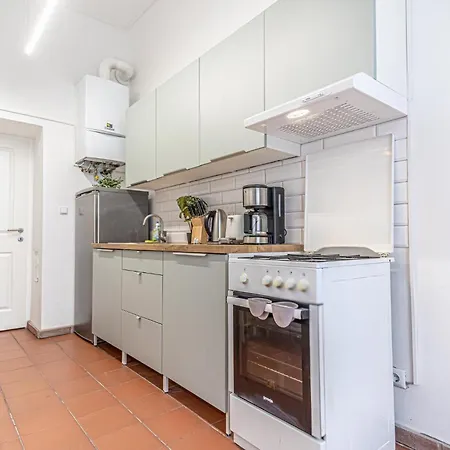 Lovely 1br & 1lr For 5p In The Heart Of