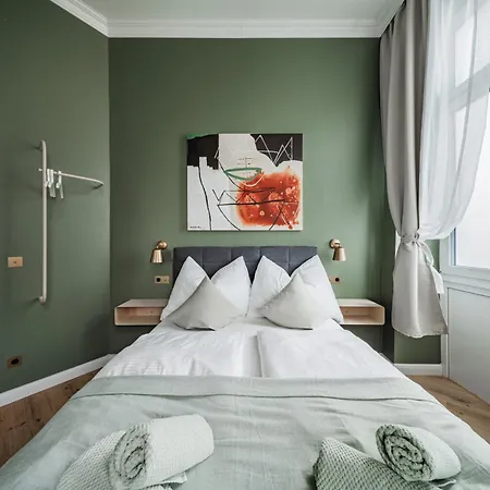 Home1 - District Twelve Boutique Hostel *