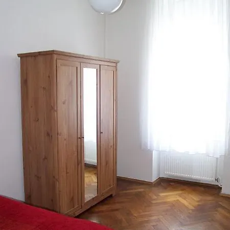 Apartment Hirsch I *