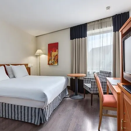 Nh Belvedere Hotel