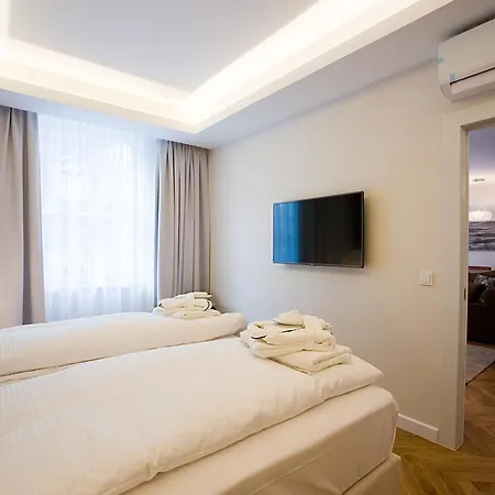 The Square Apartment Vienna
