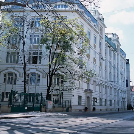 Hotel Nh Belvedere Wiedeń