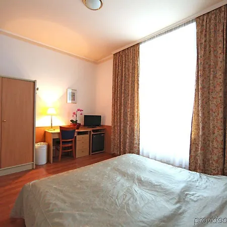 Marc Aurel - Center Hotel 3*