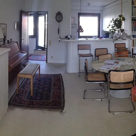 3-zimmer-wohnung Auhofstrasse Apartment *