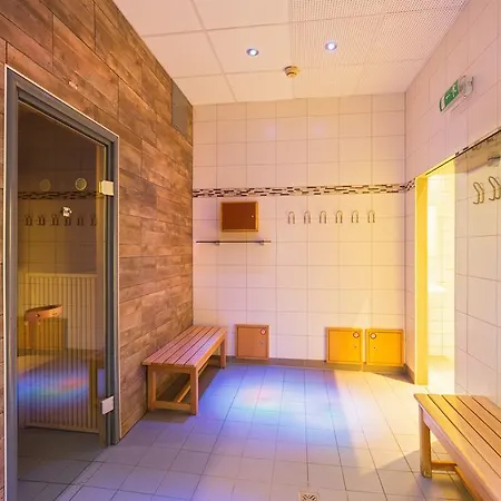 Отель Vienna Sporthotel