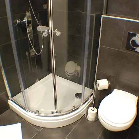 Alga Am Westbahnhof Apartment Vienna
