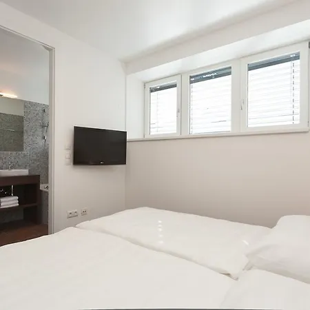 Redstar 1020 Apartment Vienna