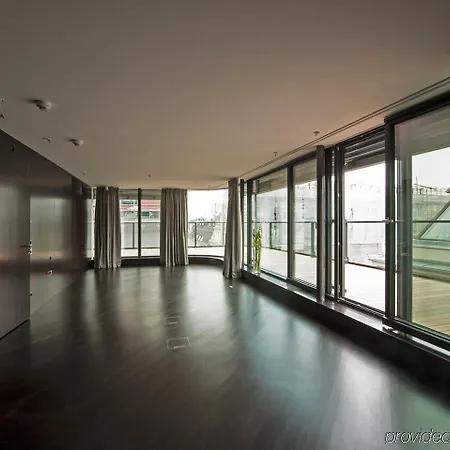 Topazz & Lamee Hotel Wien