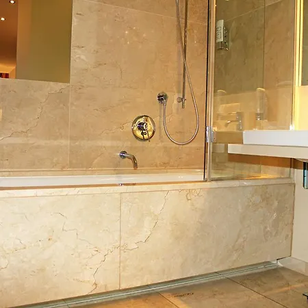 Suitehotel Kahlenberg 3* Wien