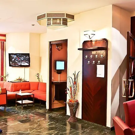 Mercure Raphael 4*