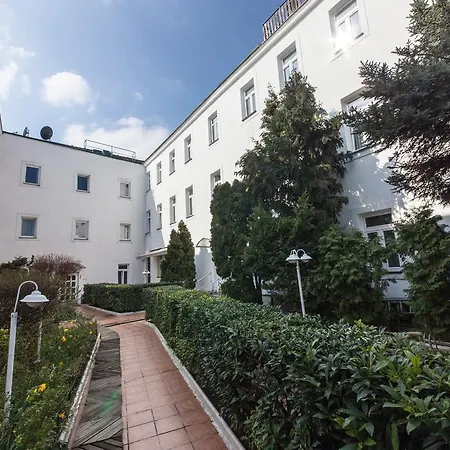 Hotel Novum Cristall Messe