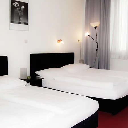 Hillinger Hotel