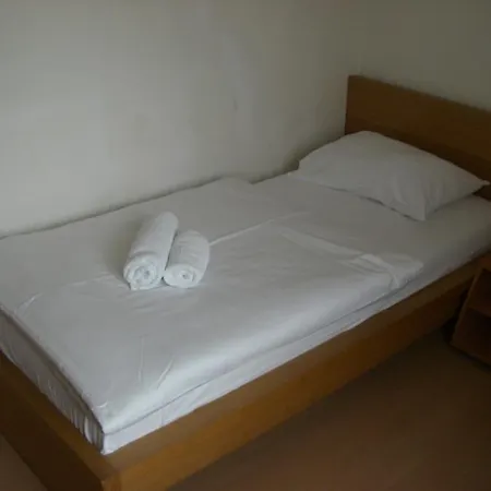 Peck Hotel