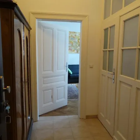 Jugendstil Garconniere Apartman *
