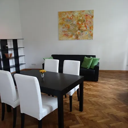Jugendstil Garconniere Apartment Vienna