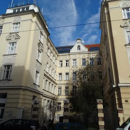 Apartment Jugendstil Garconniere *