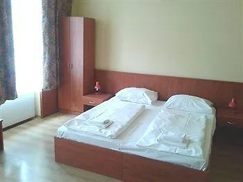 Hernalser Hauptstrasse Apartamento Viena
