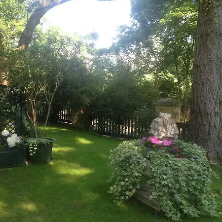 Apartment Exquisites Gartenapartment In Eleganter Jugendstilvilla *