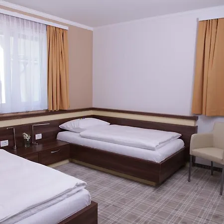 Hotel Primus &