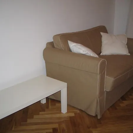 Lumes - Kolonitzgasse 10