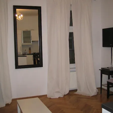 Apartment Lumes - Kolonitzgasse 10 *
