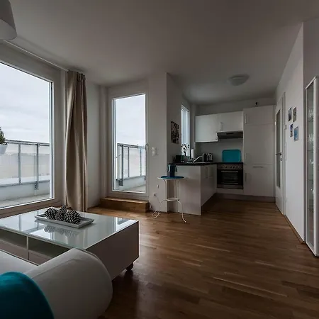 Apartment Beautiful - Skyline