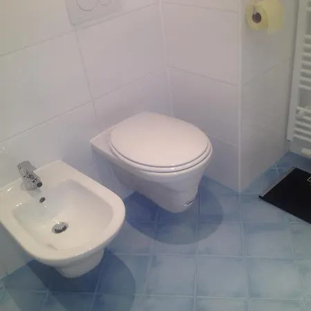 Apartment Exquisites Gartenapartment In Eleganter Jugendstilvilla