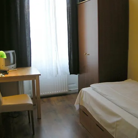 Guest house Schottentor 3*