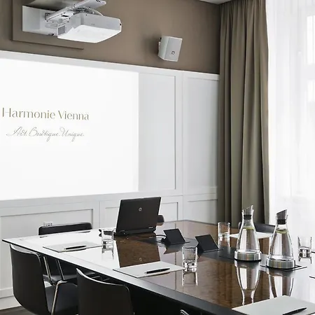 Hotel The Harmonie Vienna, Bw Premier Collection 4*
