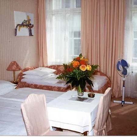 Hotel Schweizerhof Vienna