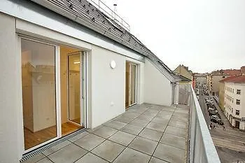 Smart Living - Hauptbahnhof - Self Check-in